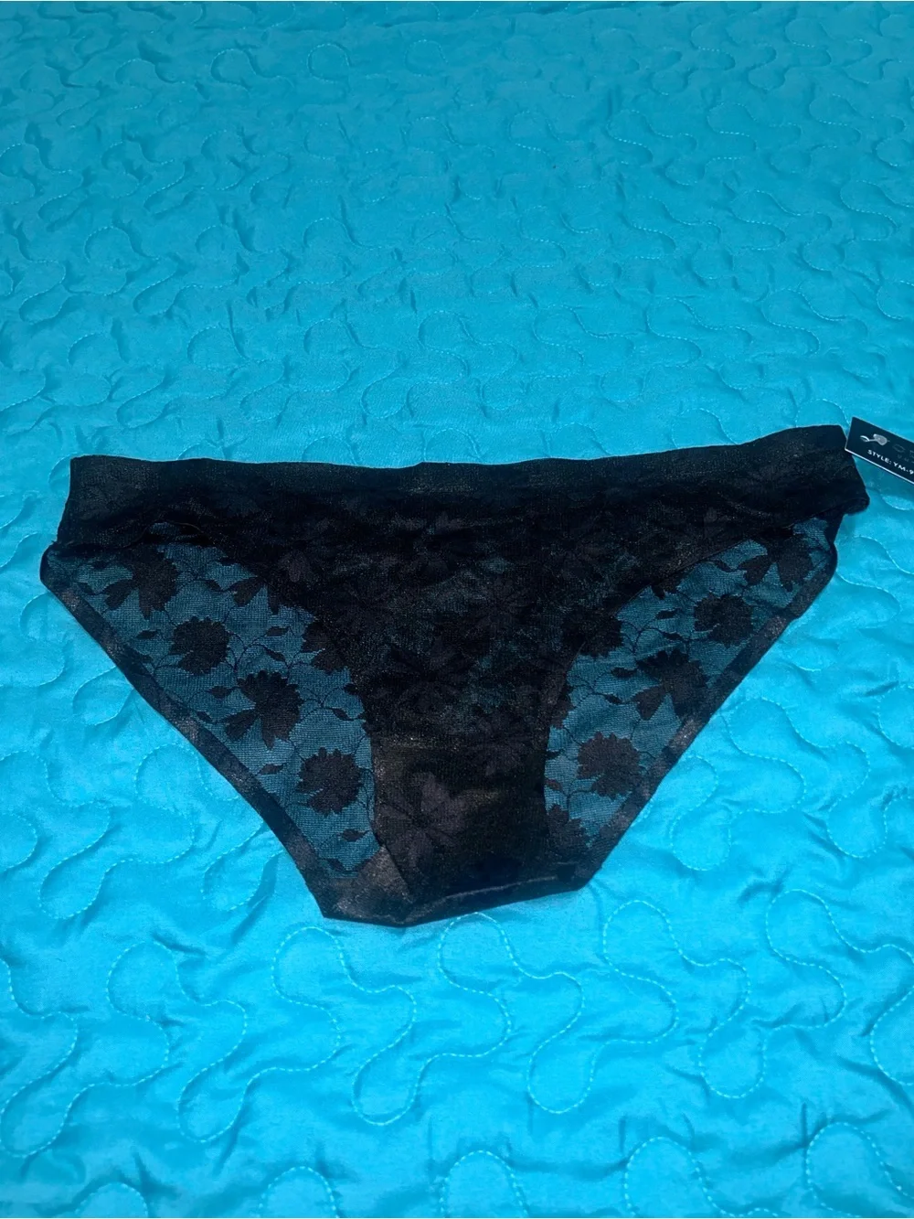 Lot of 5 Women's Cheeky and Brief Panties!!!! NWT